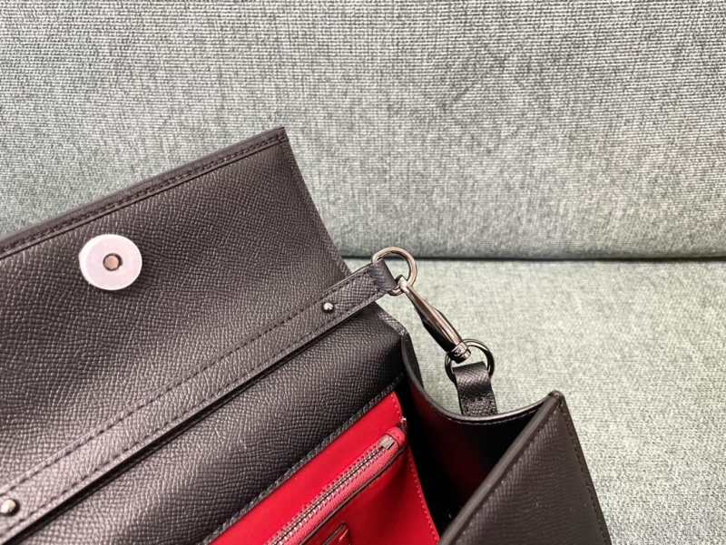 Va1e*ntin0 top handle bag